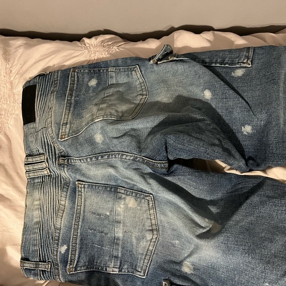 Supply & Demand Shredded Skinny Jeans 👖 - Picture 5 of 7